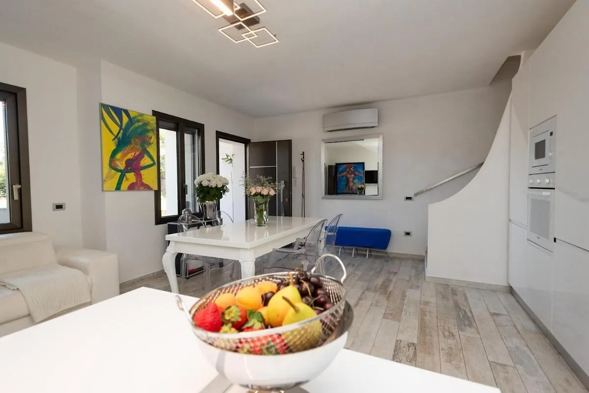 Villa Tetty - Garden & Private Pool Near The Sea Fort Village