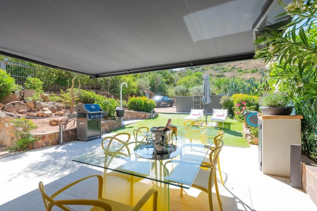 Villa Tetty - Garden & Private Pool Near The Sea Fort Village